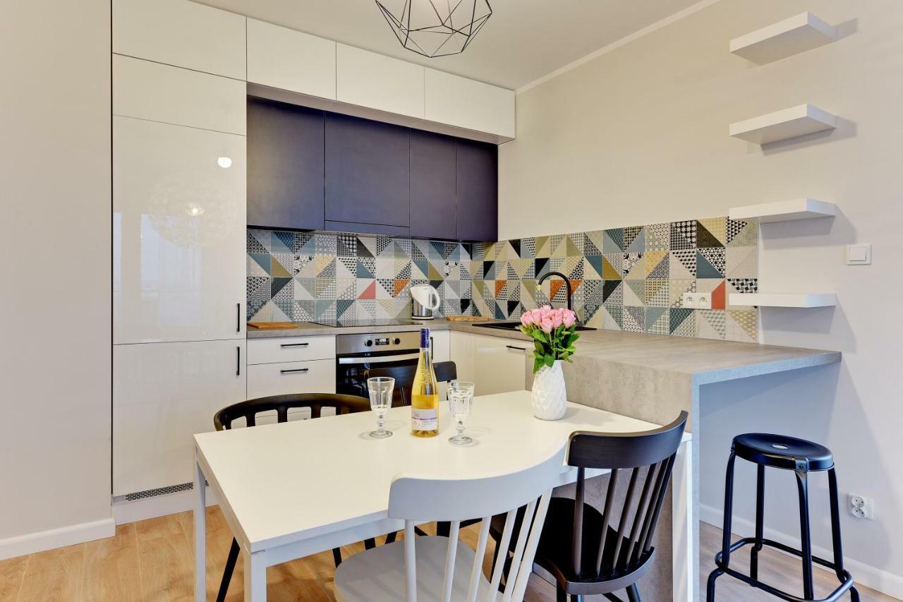Beautiful Seaside View Apartments - 4 Oceans Premium Gdansk Bagian luar foto